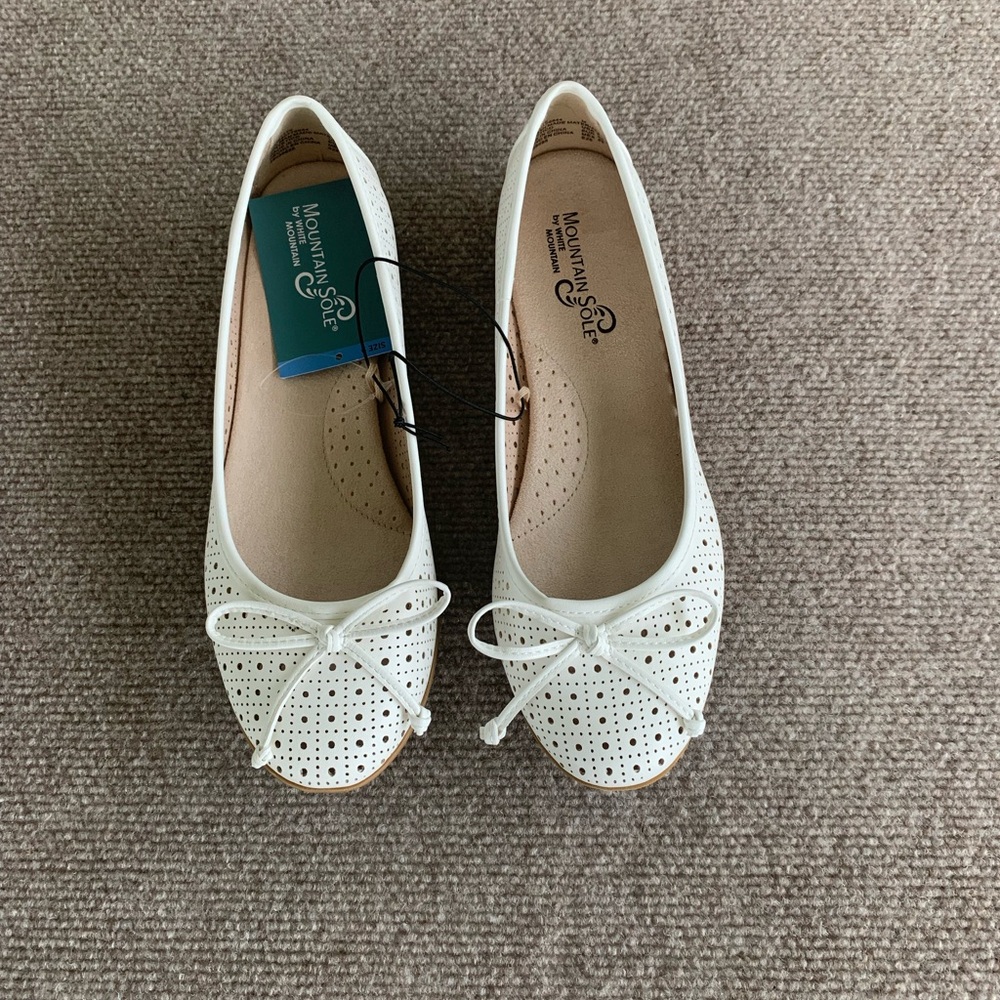 Mountain Sole by White Mountain White Perforated Flats with Bow - Picture 2 of 8